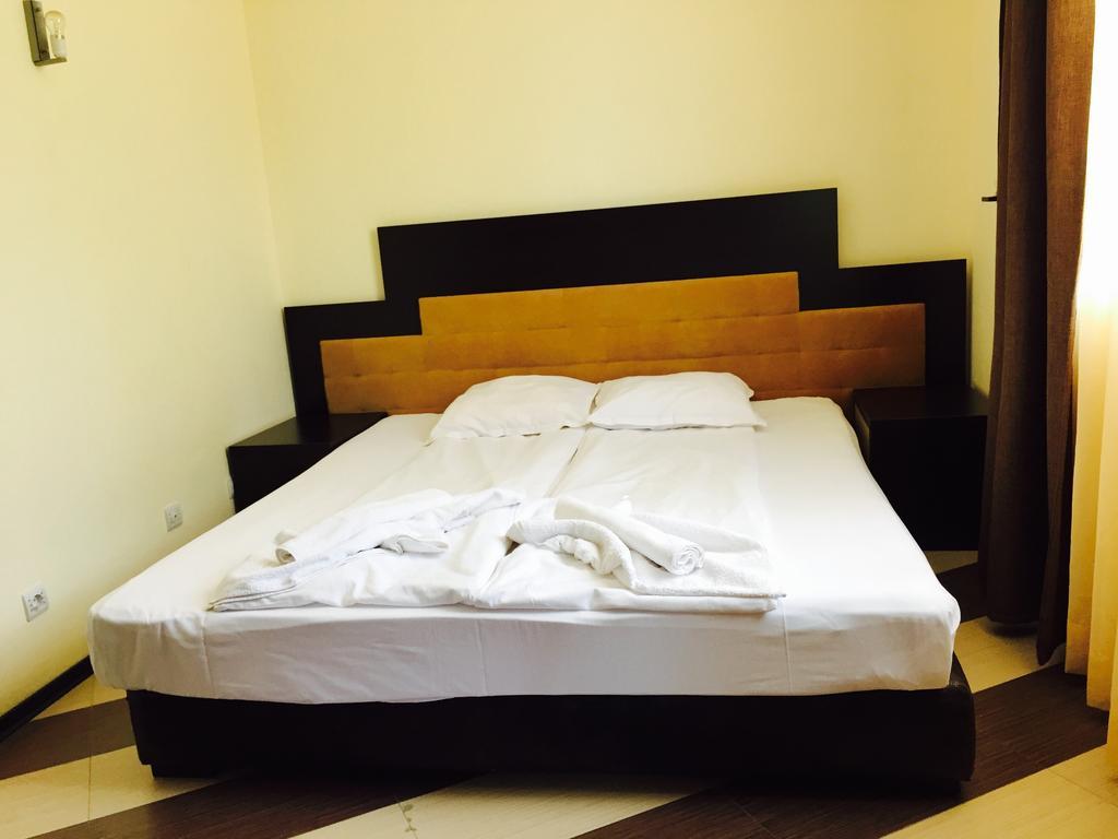Psb Apartments Hotel Heaven ซันนีบีช ภายนอก รูปภาพ